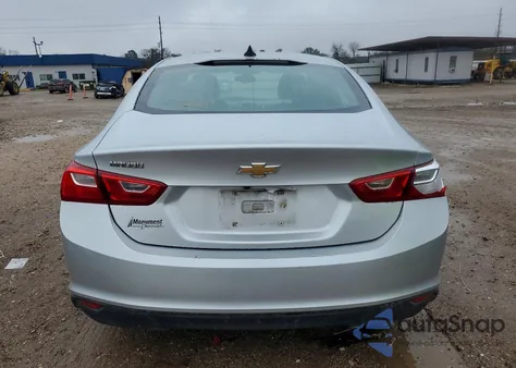 2020 Chevrolet Malibu Ls z USA, uszkodzony, nr VIN 1G1ZB5STXLF137544
